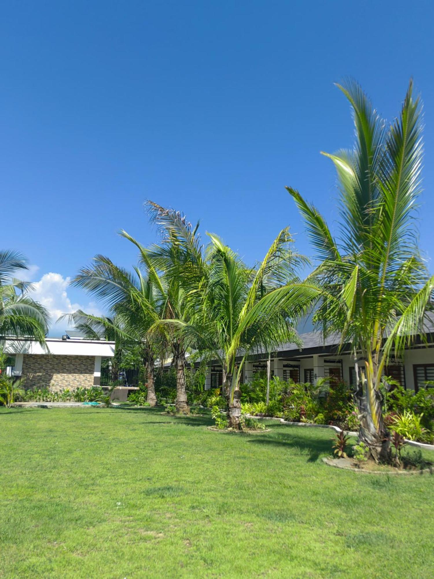 Marand Beach Resort Bauang Exteriör bild